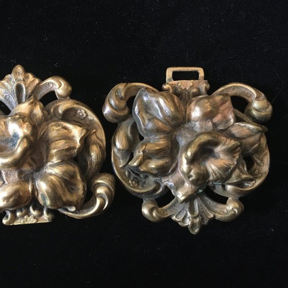 Antique Art Nouveau Daffodil Belt Buckle Ornate